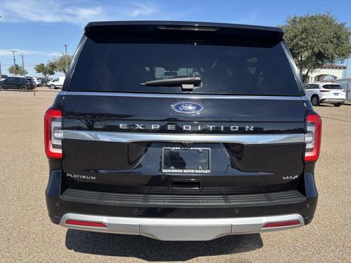 2024 Ford Expedition PLATINUM