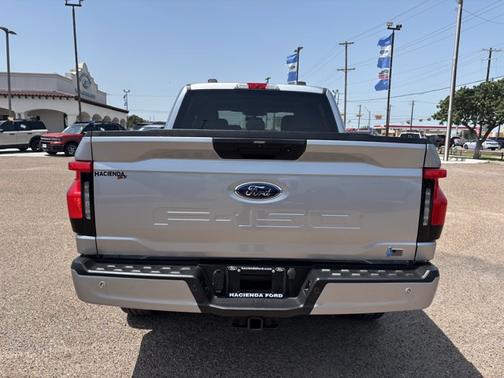 ICONIC SILVER METALLIC 2023 Ford F-150 XLT