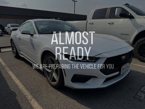 2024 Ford Mustang ECOBOOST PREMIUM