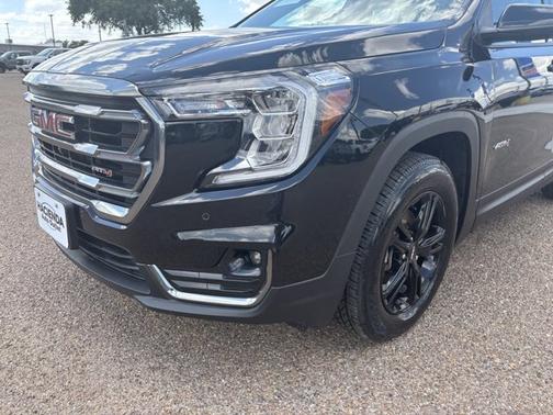 2024 GMC Terrain AT4