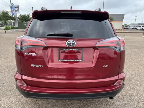 2018 Toyota RAV4 LE