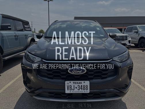 2023 Ford Escape ST-LINE
