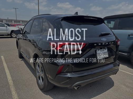2023 Ford Escape ST-LINE