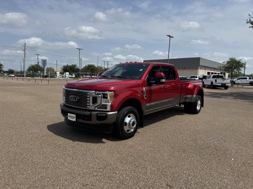 RAPID RED 2022 Ford F-350 KING RANCH