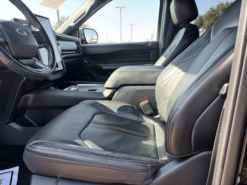 2022 Ford Expedition PLATINUM