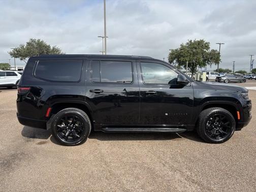 Diamond Black 2023 Jeep Wagoneer SERIES II