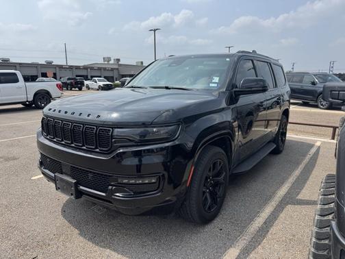 Diamond Black 2023 Jeep Wagoneer SERIES II