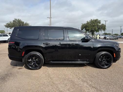 Diamond Black 2023 Jeep Wagoneer SERIES II