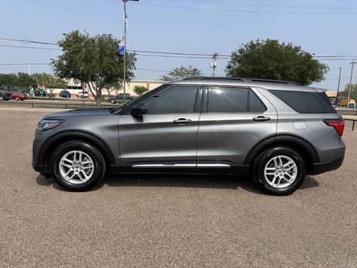 CARBONIZED GRAY METALLIC 2025 Ford Explorer ACTIVE