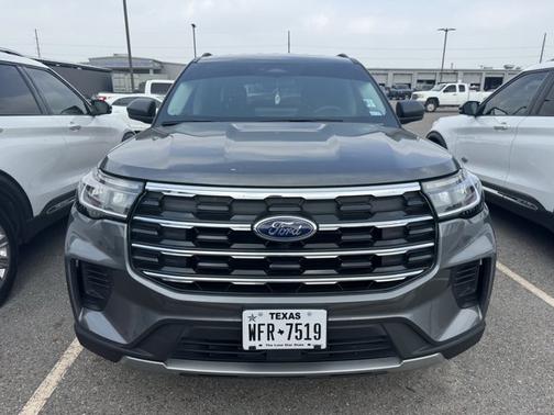 CARBONIZED GRAY METALLIC 2025 Ford Explorer ACTIVE