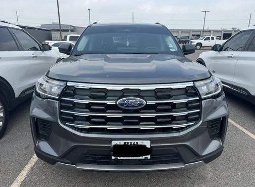 CARBONIZED GRAY METALLIC 2025 Ford Explorer ACTIVE