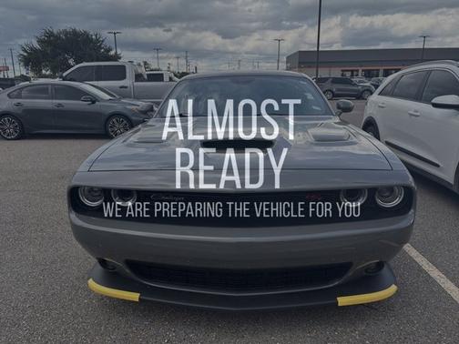 2023 Dodge Challenger R/T SCAT PACK