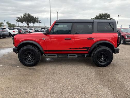 2023 Ford Bronco WILDTRAK