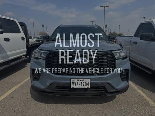 2025 Ford Explorer ST-LINE