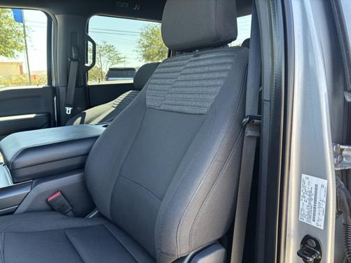 ICONIC SILVER METALLIC 2022 Ford F-150 XL