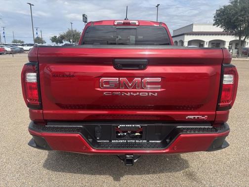 2023 GMC Canyon AT4