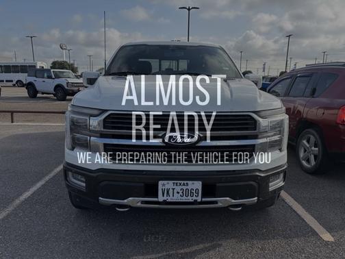 STAR WHITE METALLIC TRICOAT 2024 Ford F-150 KING RANCH