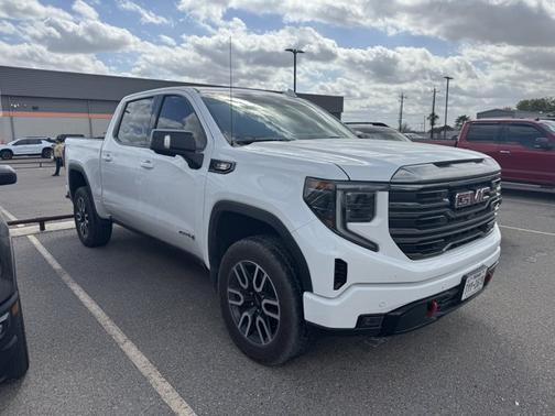 2024 GMC Sierra 1500 AT4