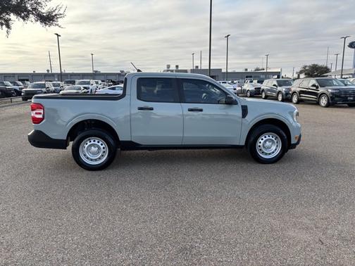 2024 Ford Maverick XL