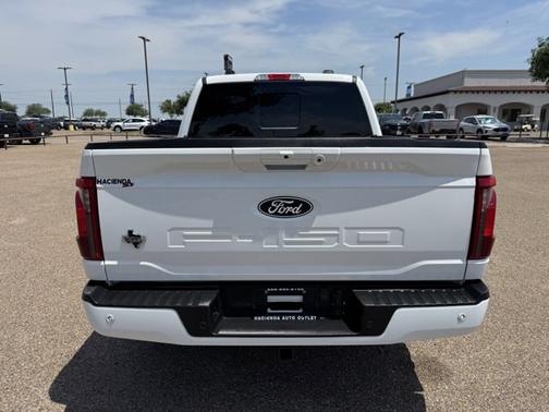 OXFORD WHITE 2024 Ford F-150 XLT