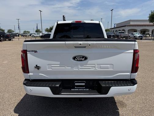 OXFORD WHITE 2024 Ford F-150 XLT