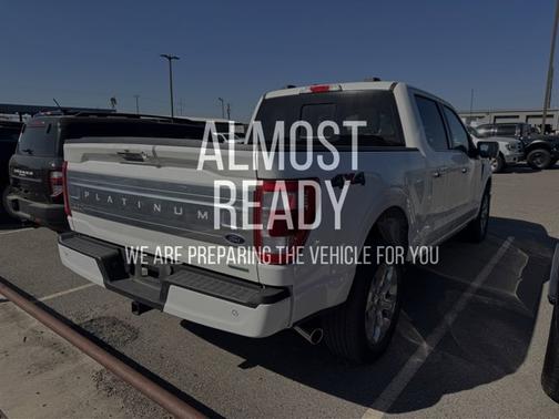 STAR WHITE METALLIC TRICOAT 2023 Ford F-150 PLATINUM