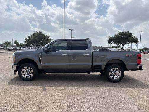 2023 Ford F-250 LARIAT