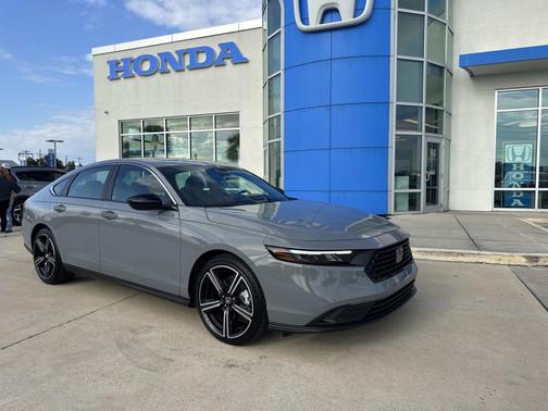 2025 Honda Accord Hybrid 