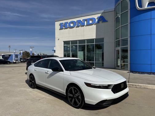 2025 Honda Accord Hybrid 