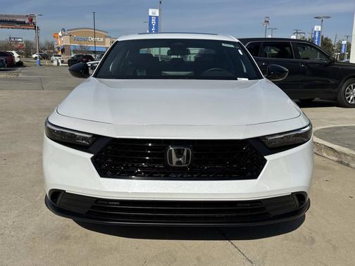 2025 Honda Accord Hybrid 