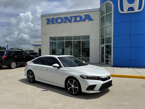 Platinum White Pearl 2024 Honda Civic