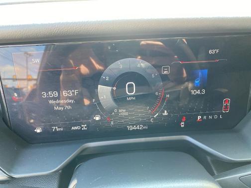 2024 GMC Acadia Elevation