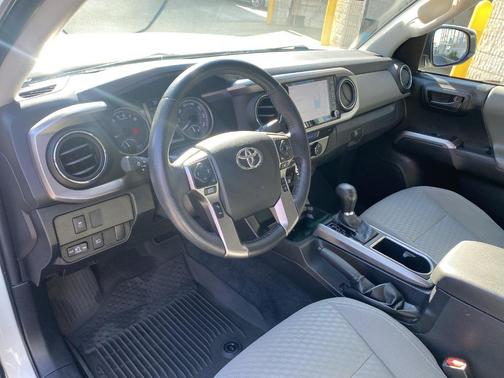 2022 Toyota Tacoma SR5