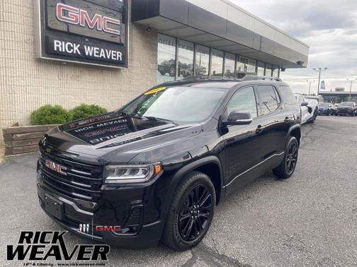 2023 GMC Acadia SLT