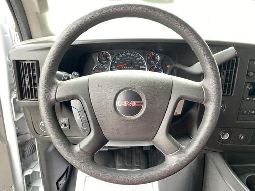2022 GMC Savana 2500 Work Van