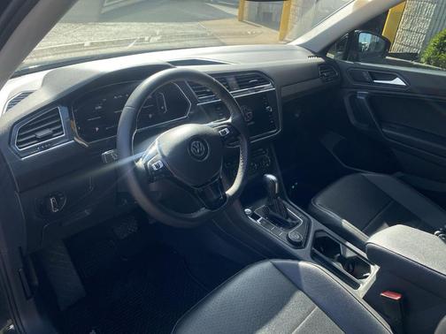 2021 Volkswagen Tiguan 2.0T SEL