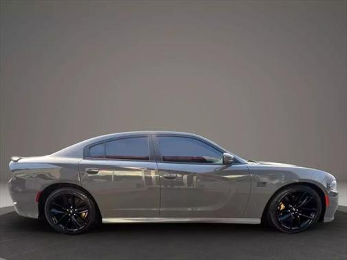 2019 Dodge Charger GT