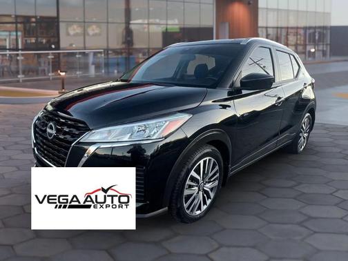 2022 Nissan Kicks SV