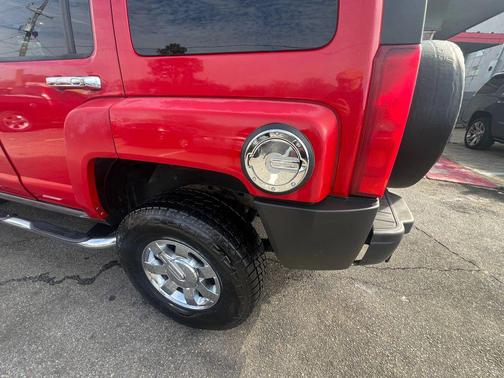 2009 Hummer H3 Base