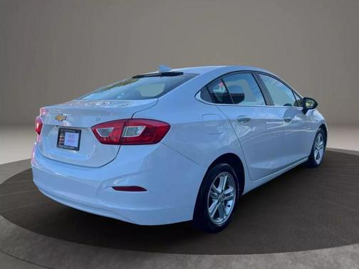 2016 Chevrolet Cruze LT Auto