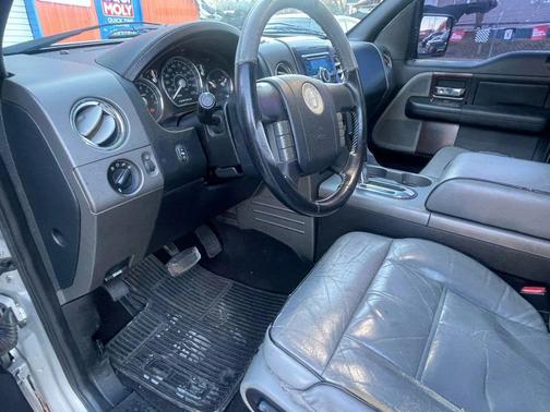 2006 Lincoln Mark LT Pickup 4D 5 1/2 ft