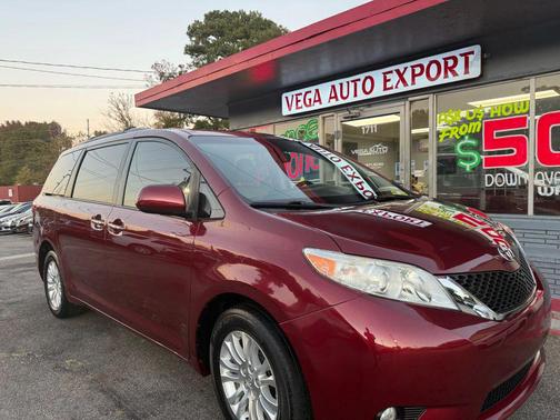 2015 Toyota Sienna XLE