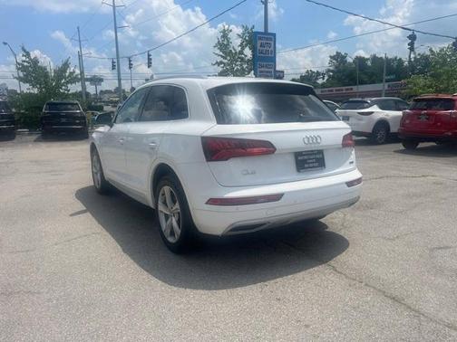2020 Audi Q5 45 Premium