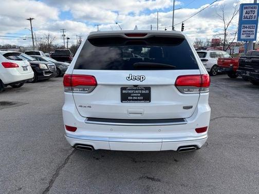 2019 Jeep Grand Cherokee Summit
