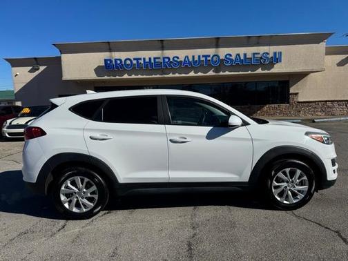 2019 Hyundai TUCSON SE