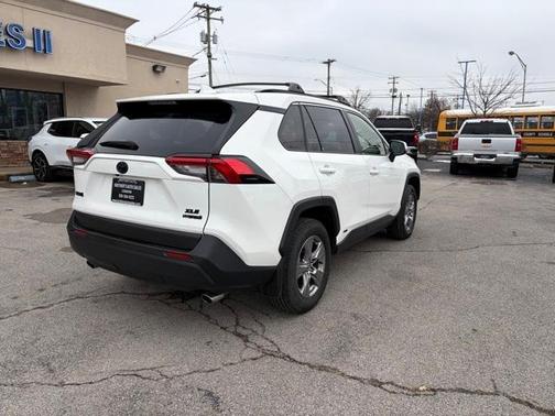 2024 Toyota RAV4 Hybrid XLE