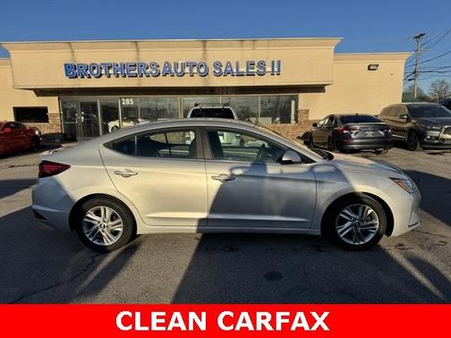 2019 Hyundai ELANTRA SEL