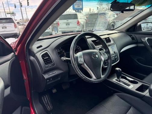 2016 Nissan Altima 3.5 SR