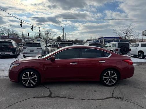 2016 Nissan Altima 3.5 SR