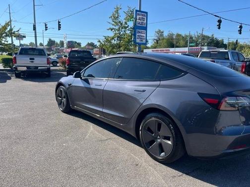 2023 Tesla Model 3 Base